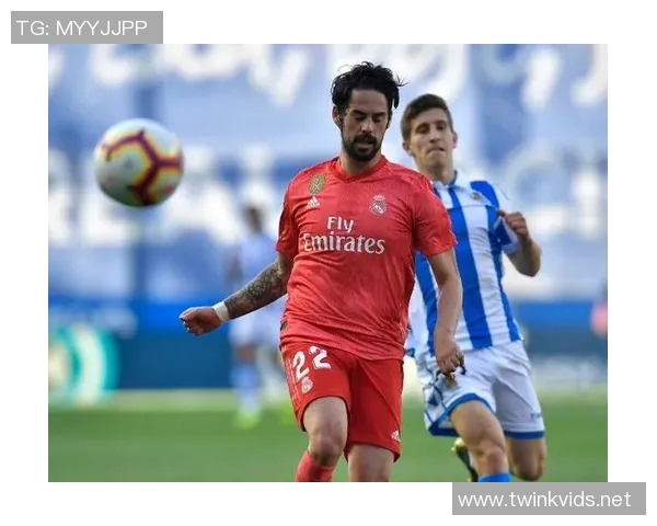 2018年足球明星卡的魅力与价值探讨及其对球迷文化的影响分析 2018年足球明星卡的魅力与价值探讨及其对球迷文化的影响分析