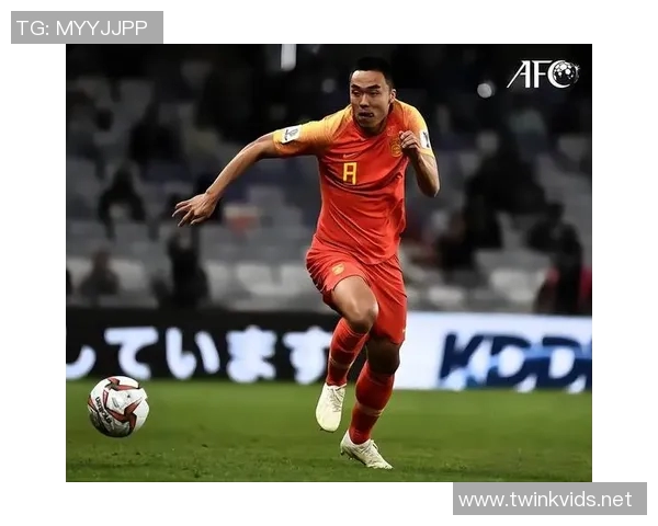 上海足球队灵活性变革引发热议助力球队崛起与发展