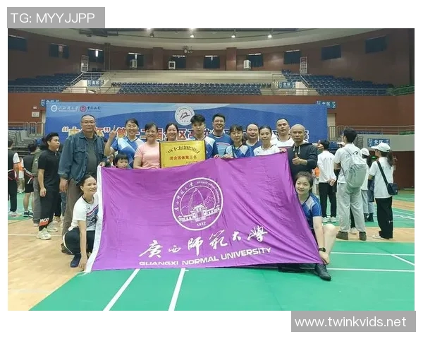 南京羽毛球队意识排名创新高展现团队实力与战术智慧