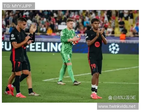 深圳足球队强势领跑联赛积分榜74分彰显冠军实力