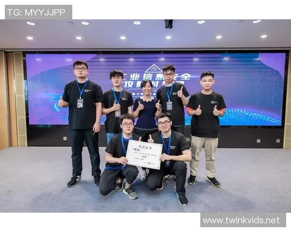 西安网球队在冠军赛中的战术意识与团队配合深度解析 西安网球队在冠军赛中的战术意识与团队配合深度解析