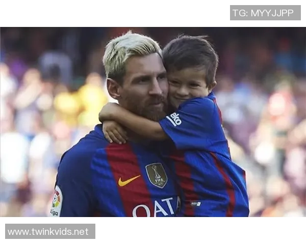 足球巨星梅西的爱情故事揭秘他与妻子的甜蜜生活全记录