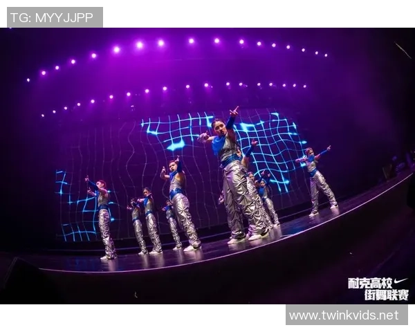 街舞纪实：记录深圳街舞队的转型之路